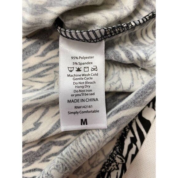LuLaRoe Randy Black White Zebra Tiger Raglan Sleeve Top sz Medium NEW - Picture 6 of 8